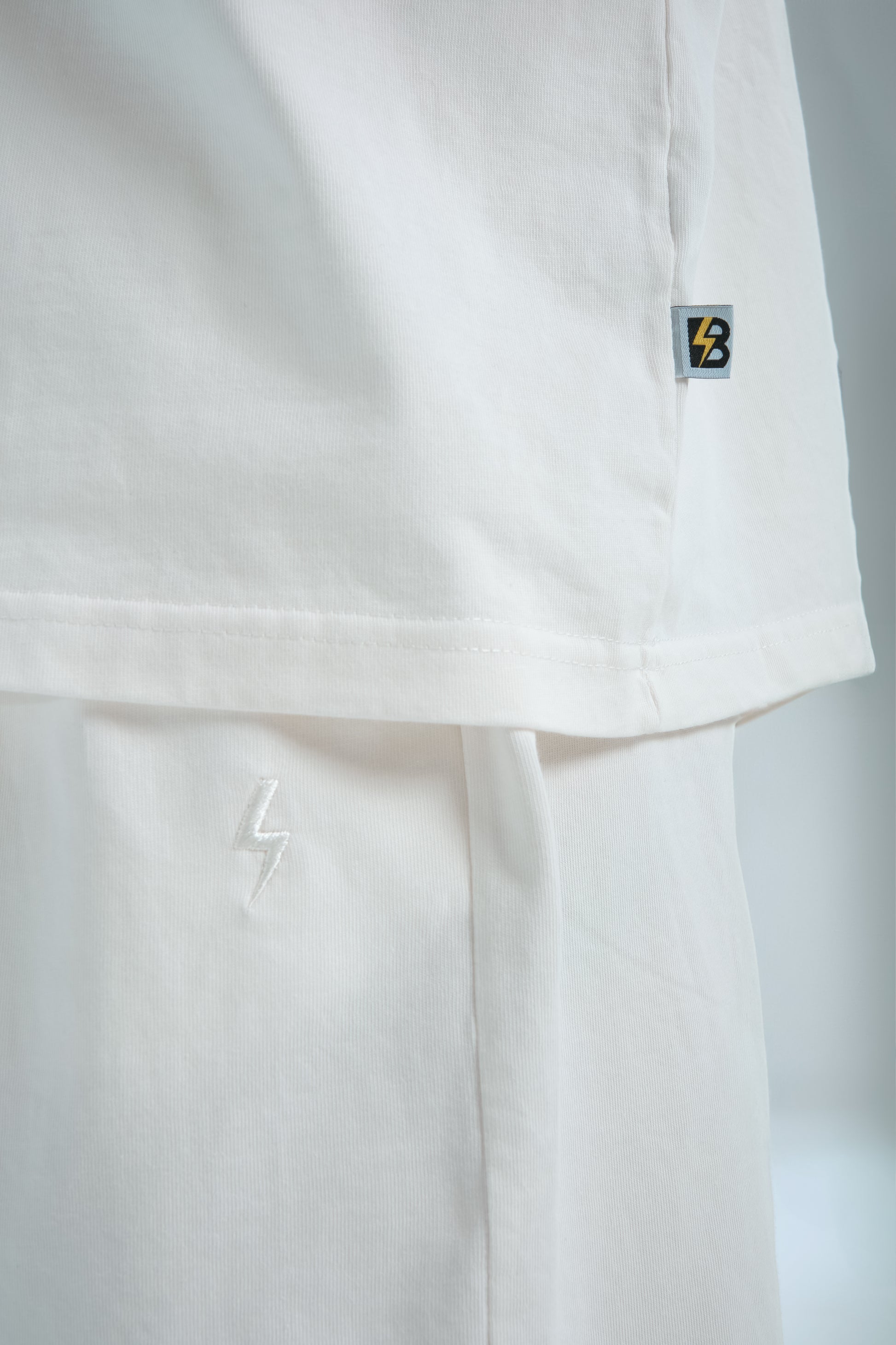 BLIC Oversized T-Shirt – Whiteout