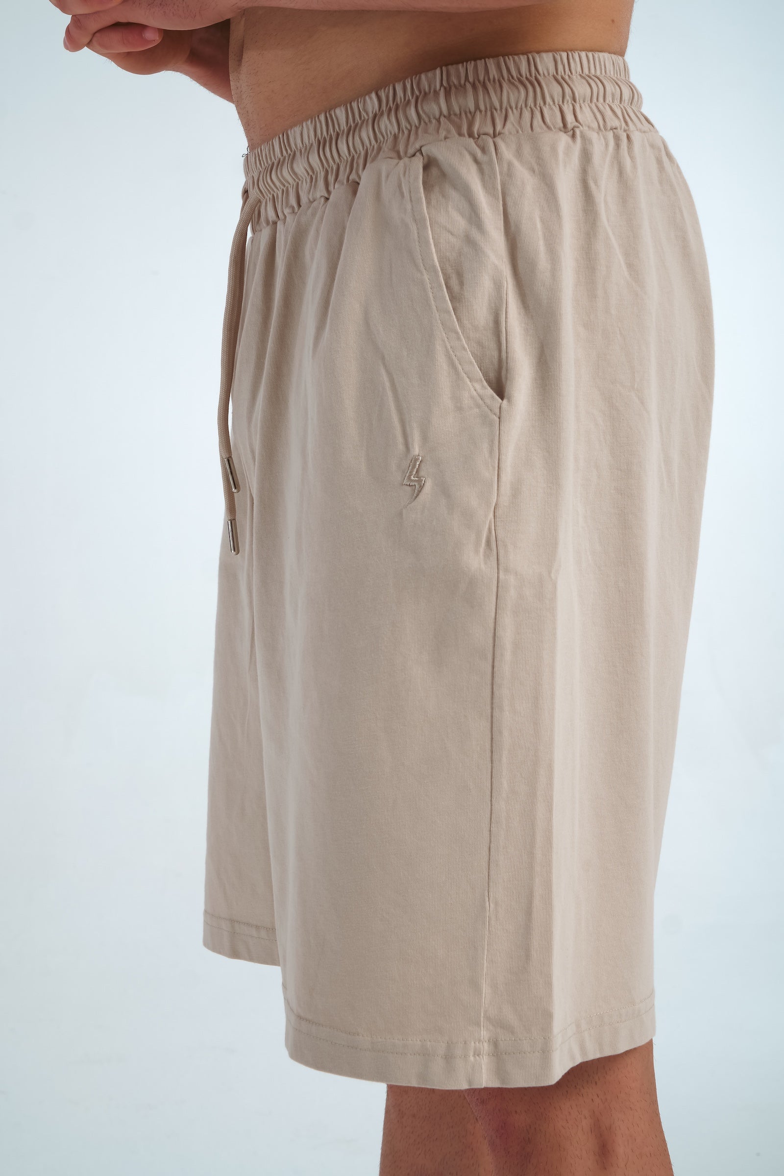 BLIC Relaxed Shorts – Beigejavue