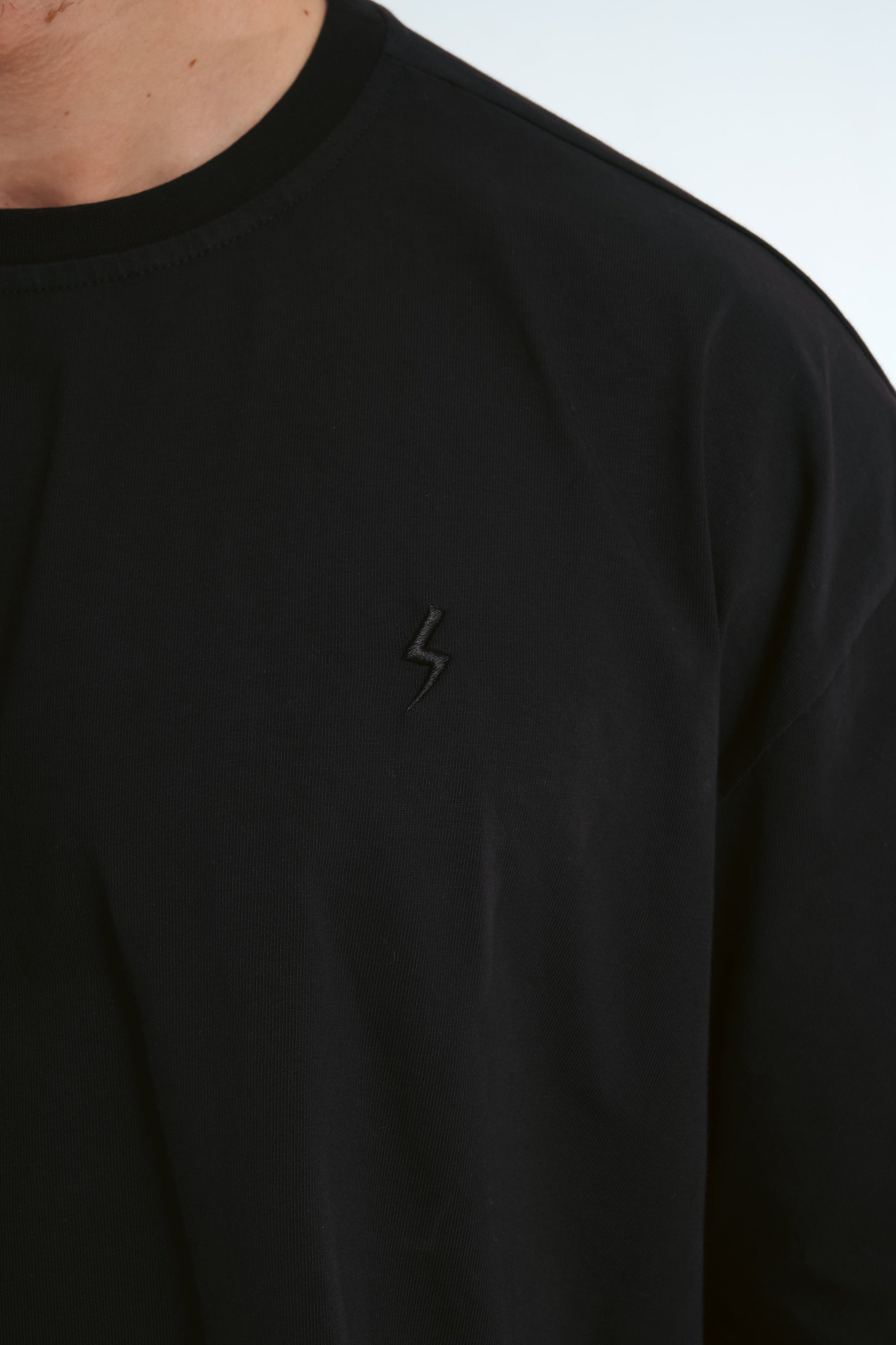 BLIC Oversized T-Shirt – Blackout
