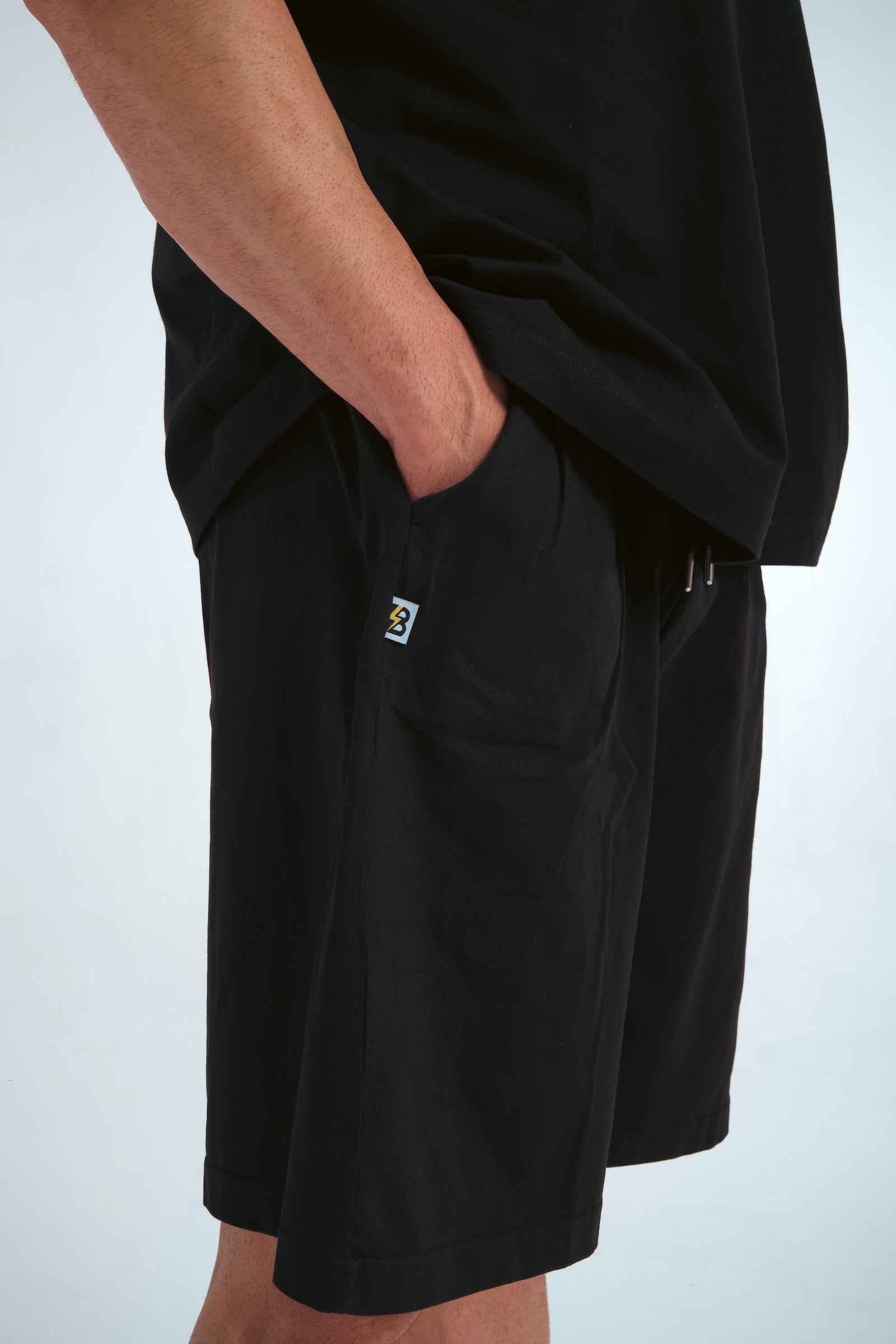 BLIC Relaxed Shorts – Blackout